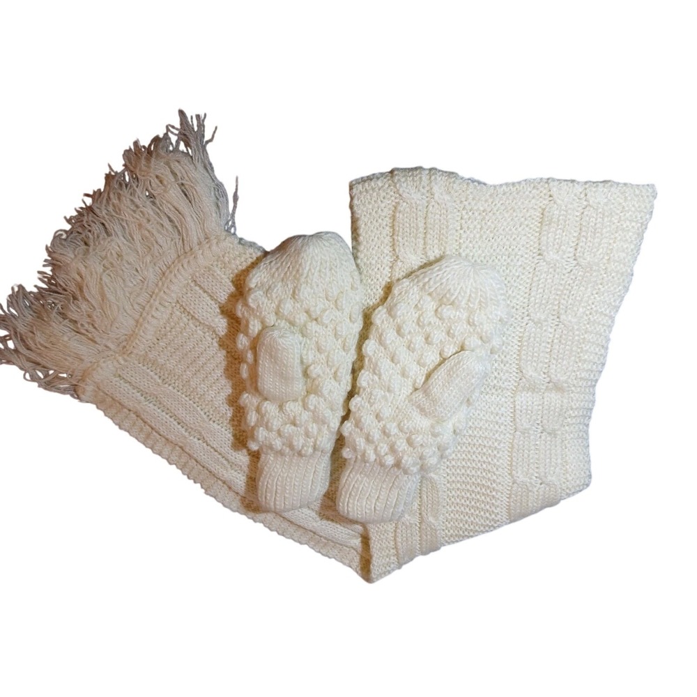ROC Gloves One‎ Size  & Scarf 64' Set -Very Soft -Ivory/Cream Acrylic #391C